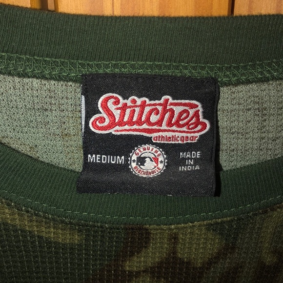 Men’s Yankees Shirt - Picture 4 of 6